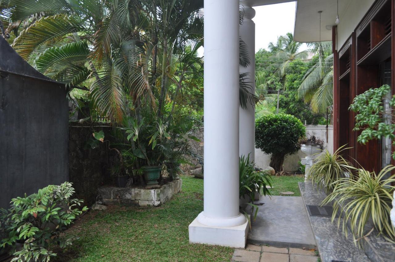 Why Not Palace Anuradhapura Eksteriør bilde